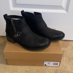 Women Ugg bootie size 8 brand new